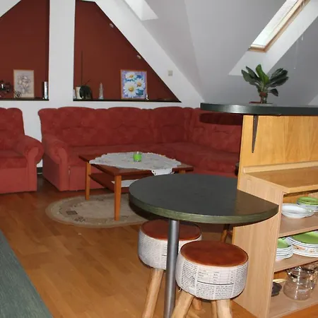Homestay Privat Pri Hradbach