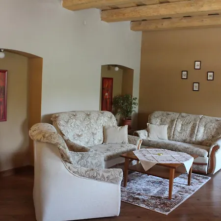 Privat Pri Hradbach *