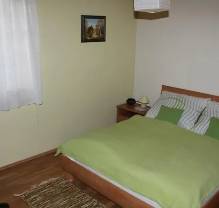 Homestay Privat Pri Hradbach *