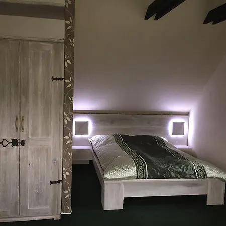 Privat Pri Hradbach Homestay